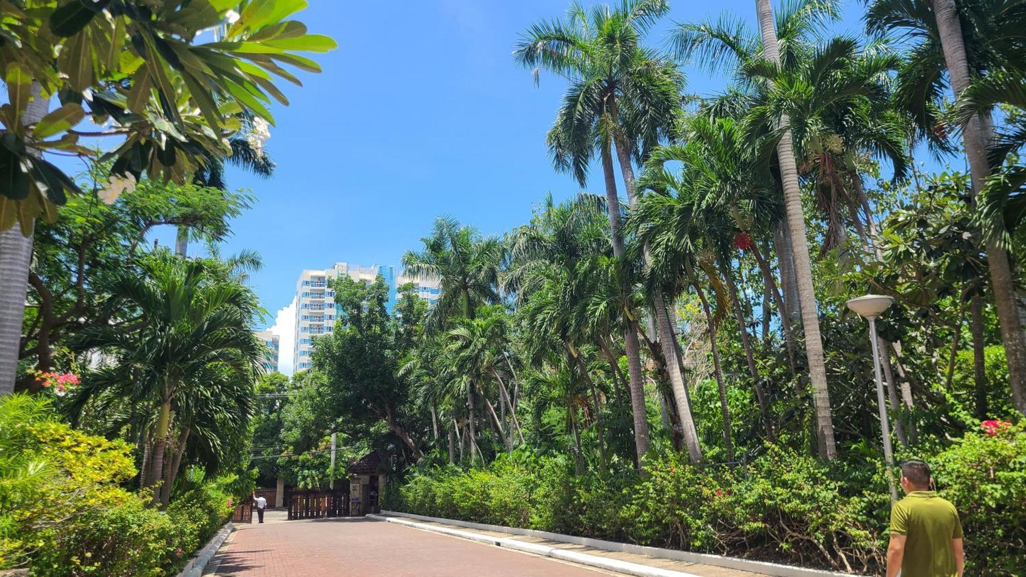 מקטאן Coralpoint Gardens Suites & Residences מראה חיצוני תמונה